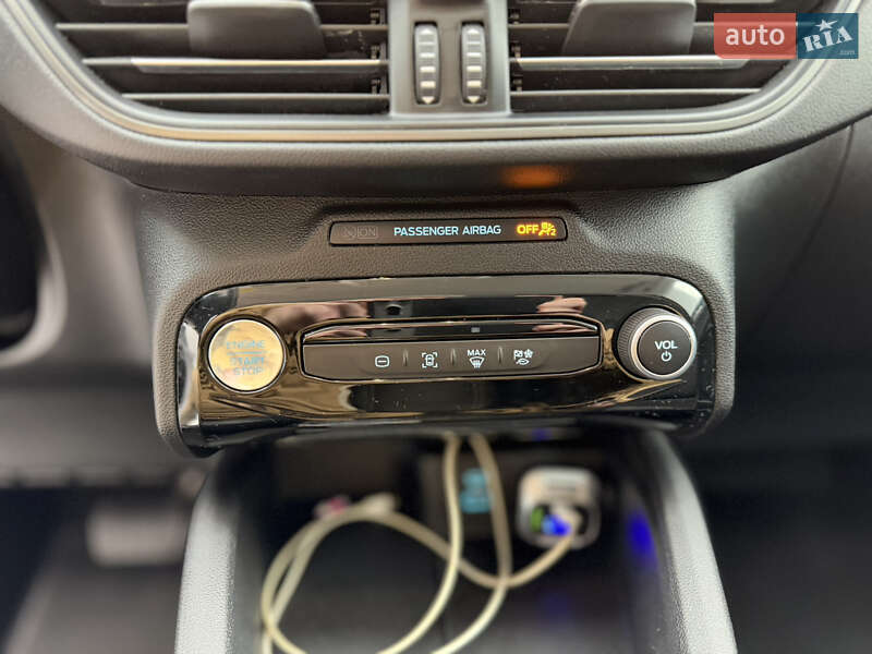 Позашляховик / Кросовер Ford Escape 2023 в Києві