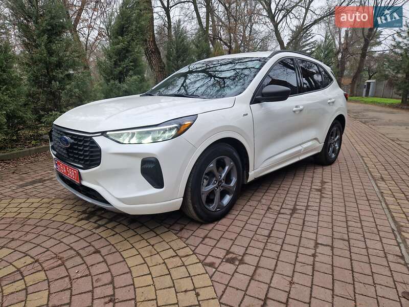 Позашляховик / Кросовер Ford Escape 2023 в Запоріжжі