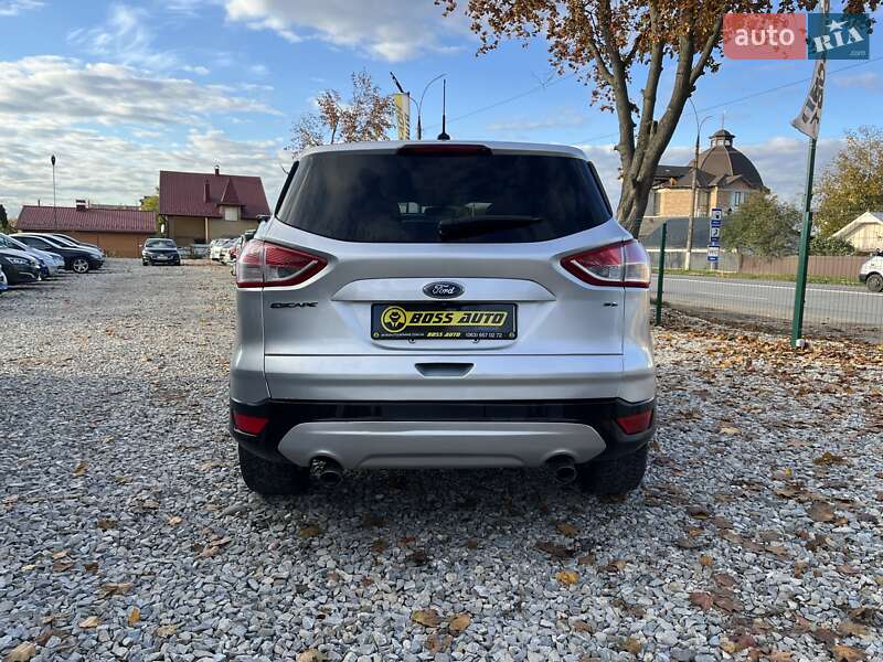 Позашляховик / Кросовер Ford Escape 2016 в Івано-Франківську