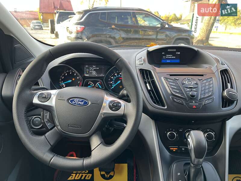 Позашляховик / Кросовер Ford Escape 2016 в Івано-Франківську