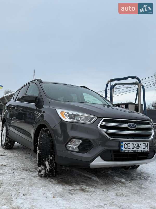 Внедорожник / Кроссовер Ford Escape 2017 в Киеве
