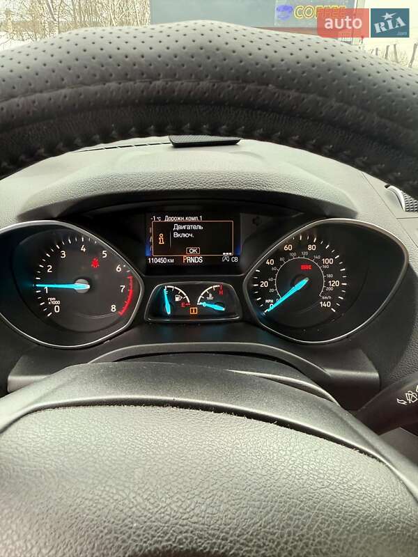 Внедорожник / Кроссовер Ford Escape 2017 в Киеве