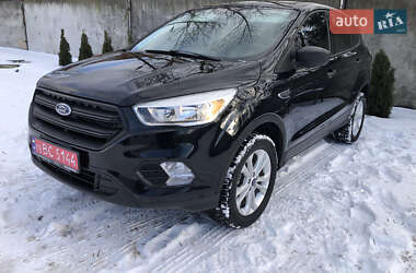 Позашляховик / Кросовер Ford Escape 2017 в Рівному