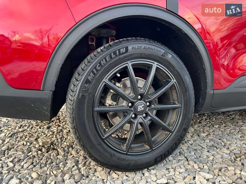 Позашляховик / Кросовер Ford Escape 2020 в Коломиї