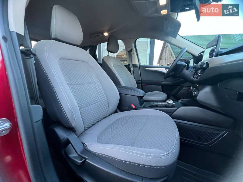 Позашляховик / Кросовер Ford Escape 2020 в Коломиї