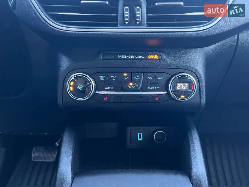 Позашляховик / Кросовер Ford Escape 2020 в Коломиї