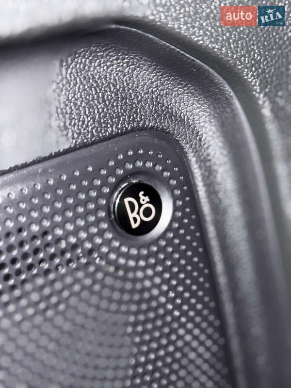 Внедорожник / Кроссовер Ford Escape 2023 в Киеве