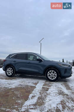 Внедорожник / Кроссовер Ford Escape 2023 в Киеве