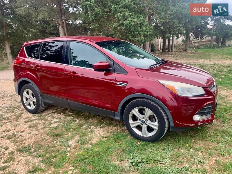 Внедорожник / Кроссовер Ford Escape 2013 в Жовкве