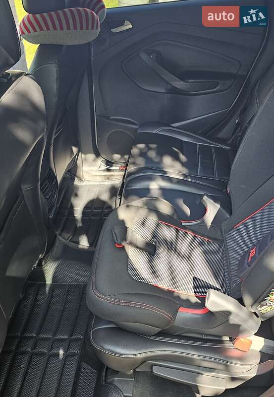 Внедорожник / Кроссовер Ford Escape 2016 в Киеве