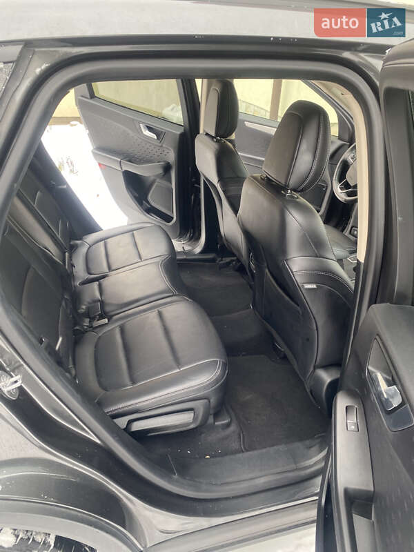 Позашляховик / Кросовер Ford Escape 2020 в Львові