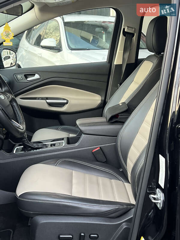 Внедорожник / Кроссовер Ford Escape 2018 в Одессе