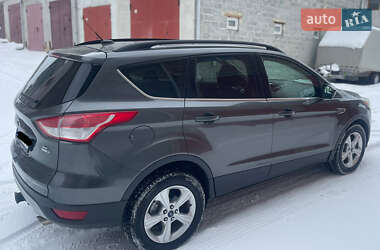 Внедорожник / Кроссовер Ford Escape 2015 в Тернополе