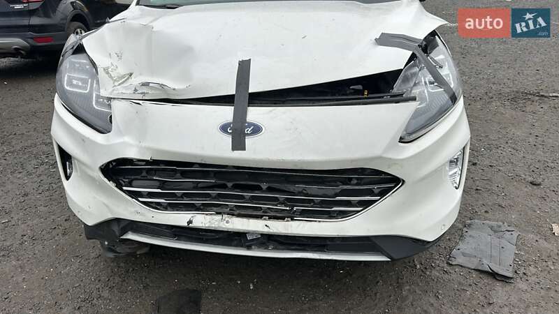 Внедорожник / Кроссовер Ford Escape 2022 в Киеве