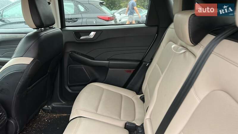 Внедорожник / Кроссовер Ford Escape 2022 в Киеве
