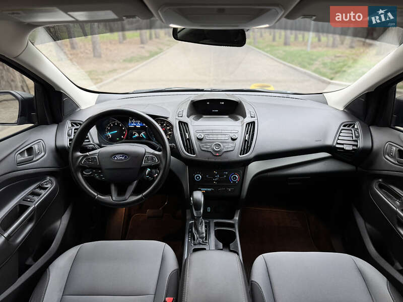 Позашляховик / Кросовер Ford Escape 2019 в Черкасах