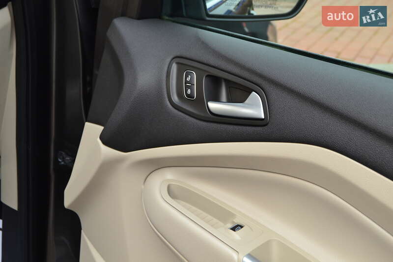 Позашляховик / Кросовер Ford Escape 2018 в Дрогобичі фото 135 Позашляховик / Кросовер Ford Escape 2018 в Дрогобичі