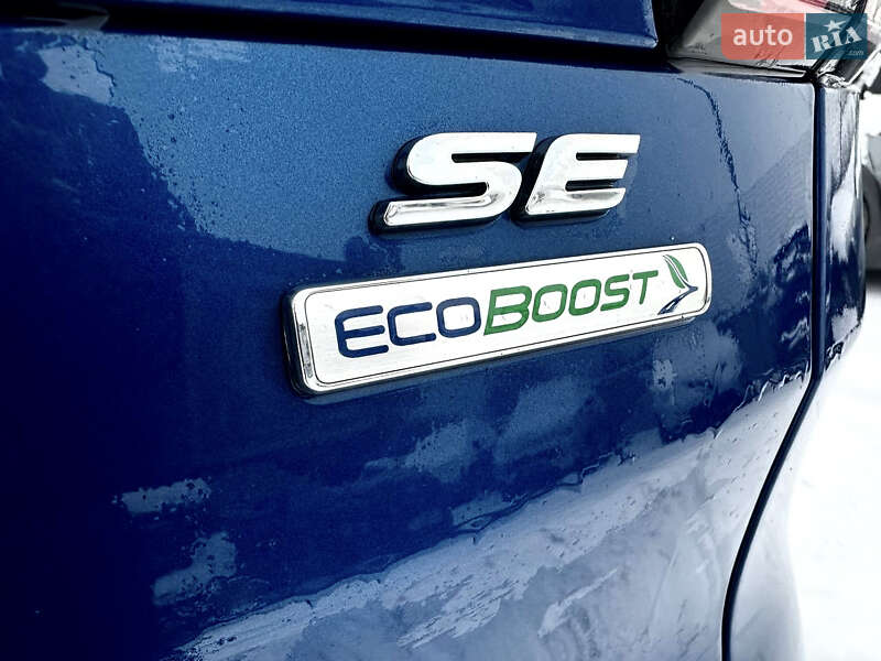 Внедорожник / Кроссовер Ford Escape 2018 в Львове