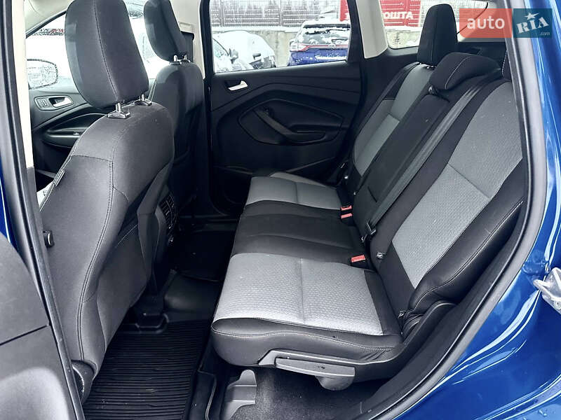 Внедорожник / Кроссовер Ford Escape 2018 в Львове