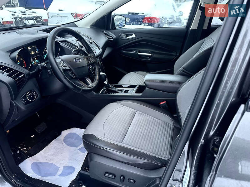 Внедорожник / Кроссовер Ford Escape 2017 в Львове фото 10 Внедорожник / Кроссовер Ford Escape 2017 в Львове