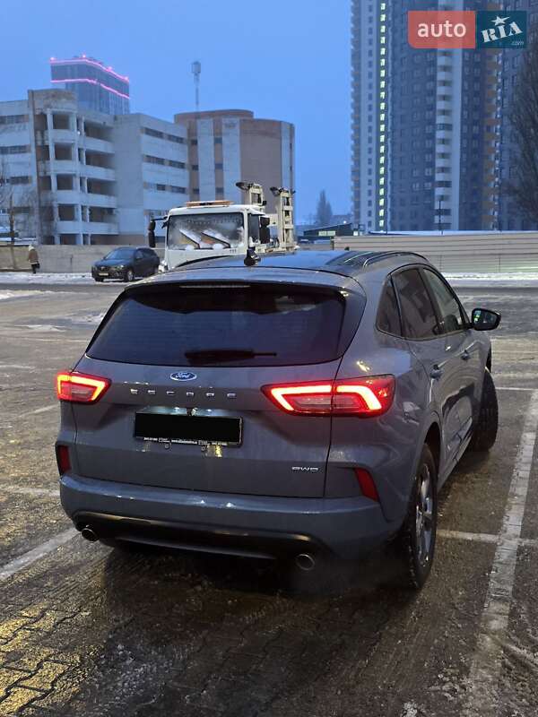 Внедорожник / Кроссовер Ford Escape 2023 в Киеве