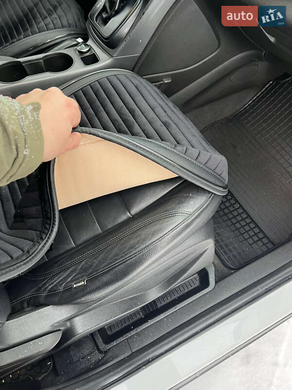 Внедорожник / Кроссовер Ford Escape 2014 в Изяславе