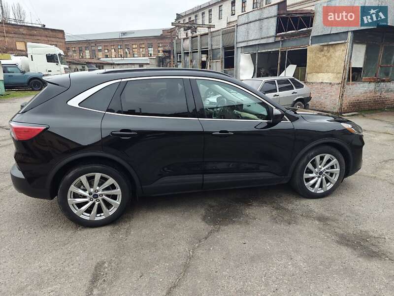 Позашляховик / Кросовер Ford Escape 2022 в Кременчуці