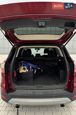 Позашляховик / Кросовер Ford Escape 2017 в Одесі