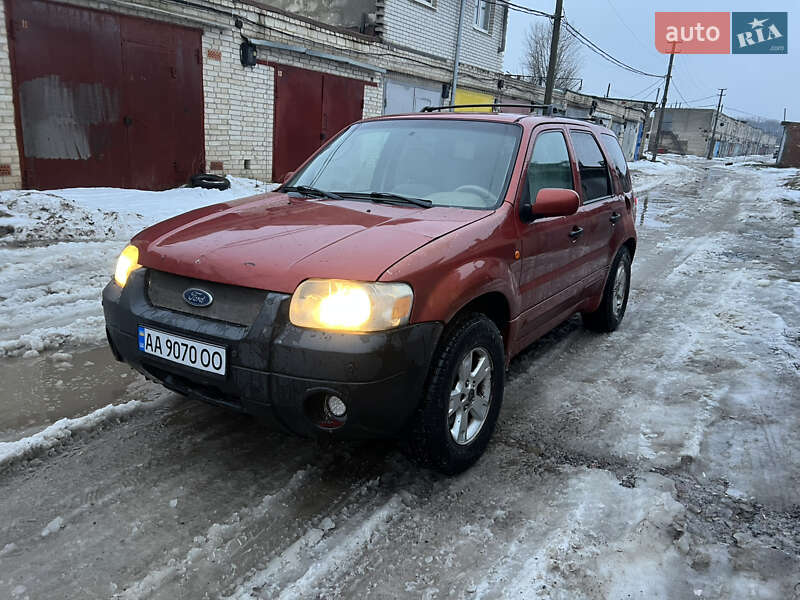 Позашляховик / Кросовер Ford Escape 2006 в Сумах