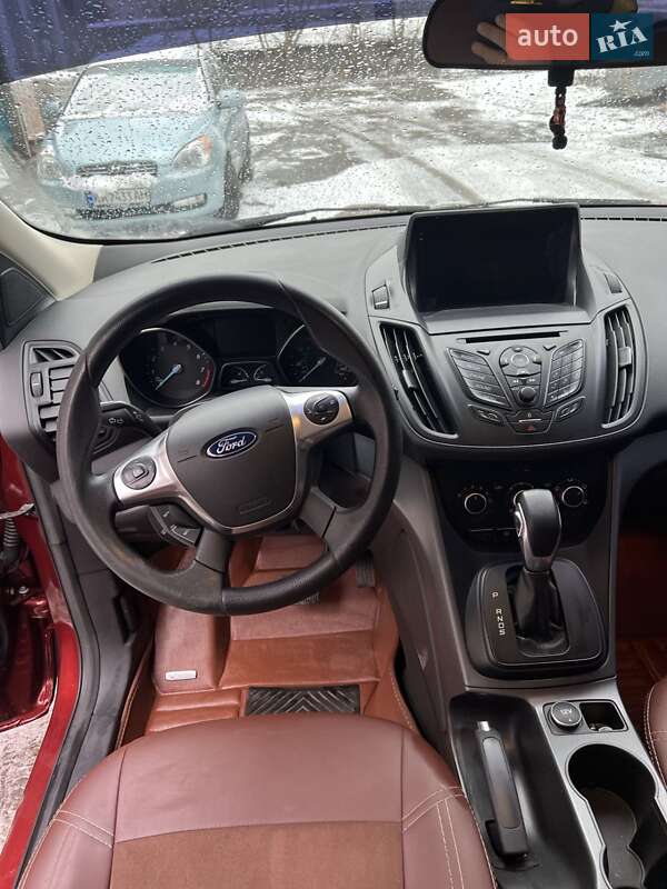 Позашляховик / Кросовер Ford Escape 2015 в Києві