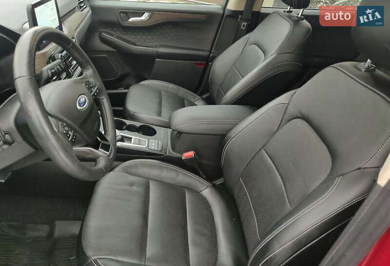 Позашляховик / Кросовер Ford Escape 2020 в Тернополі