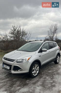 Внедорожник / Кроссовер Ford Escape 2016 в Богодухове