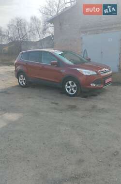 Внедорожник / Кроссовер Ford Escape 2014 в Золочеве