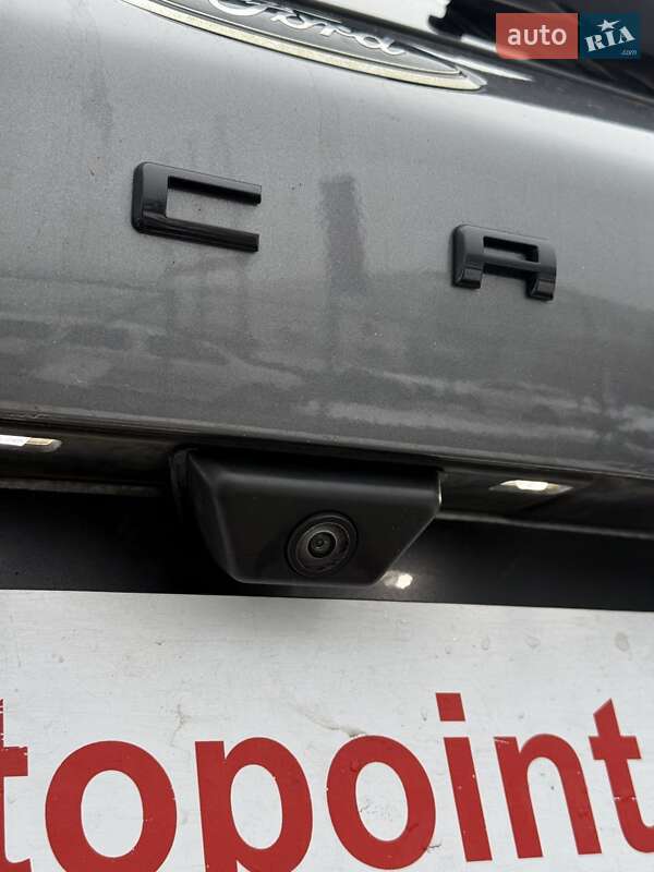 Позашляховик / Кросовер Ford Escape 2021 в Сумах