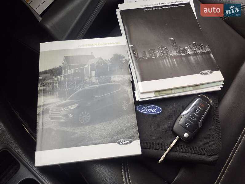 Внедорожник / Кроссовер Ford Escape 2018 в Киеве