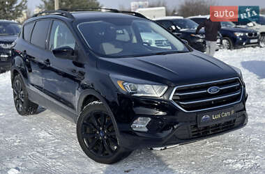 Позашляховик / Кросовер Ford Escape 2018 в Івано-Франківську