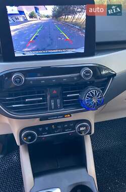 Внедорожник / Кроссовер Ford Escape 2019 в Золочеве