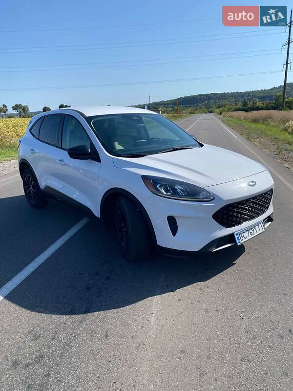 Внедорожник / Кроссовер Ford Escape 2019 в Львове