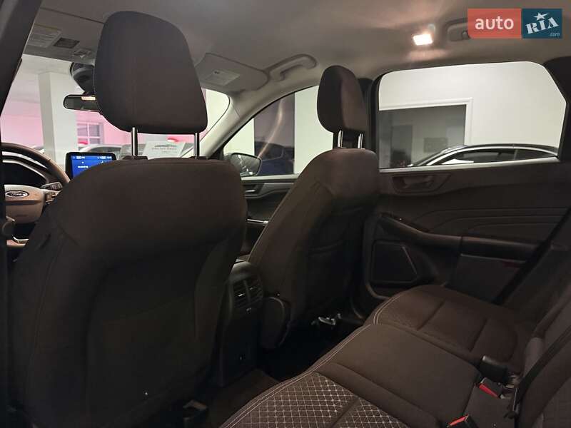 Внедорожник / Кроссовер Ford Escape 2024 в Полтаве