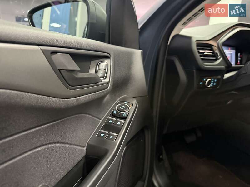 Внедорожник / Кроссовер Ford Escape 2024 в Полтаве