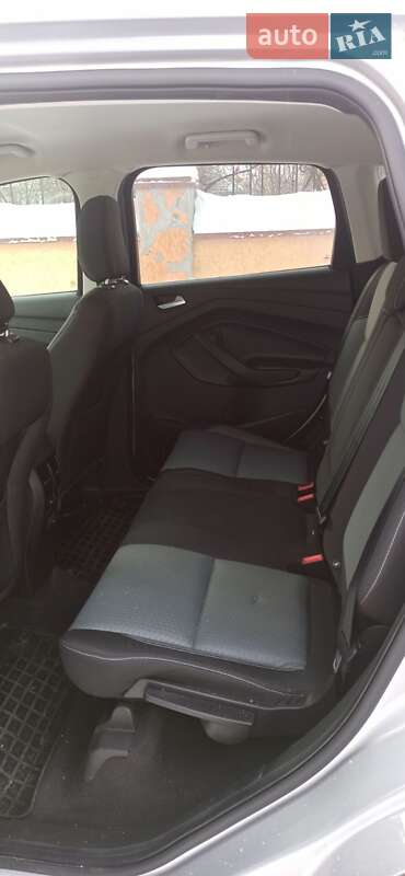 Внедорожник / Кроссовер Ford Escape 2019 в Ивано-Франковске