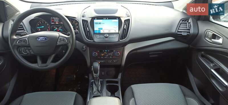 Внедорожник / Кроссовер Ford Escape 2019 в Ивано-Франковске