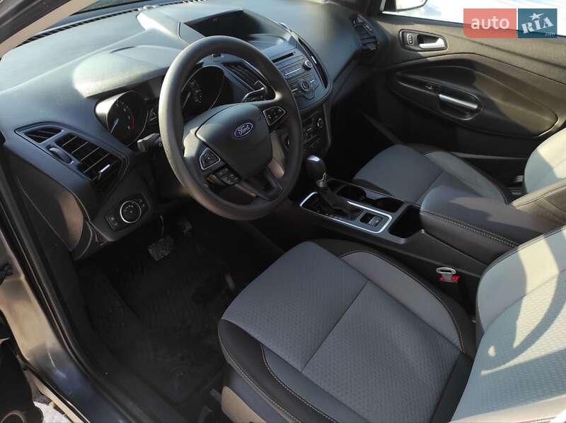 Внедорожник / Кроссовер Ford Escape 2017 в Бердичеве
