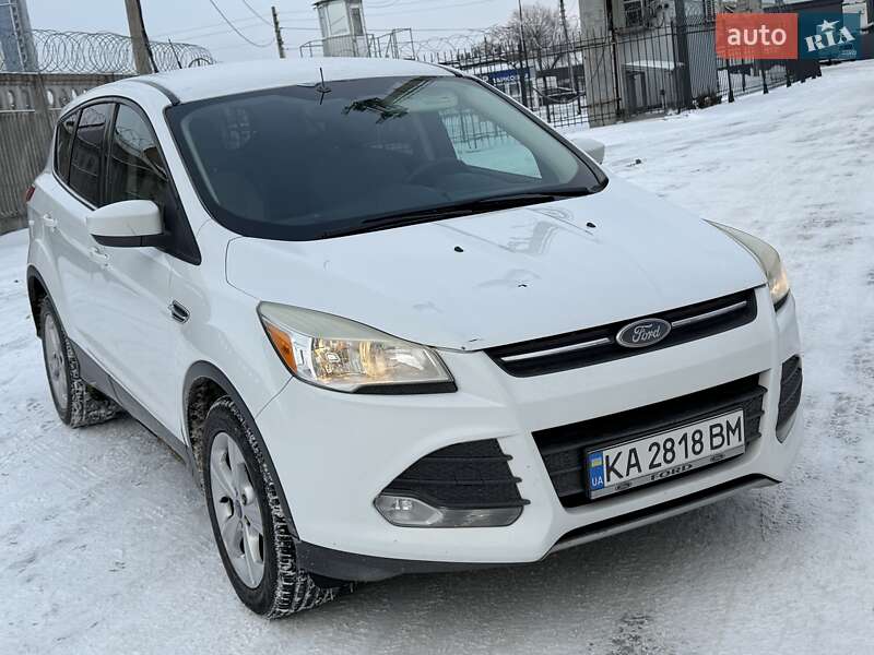 Внедорожник / Кроссовер Ford Escape 2012 в Каменском