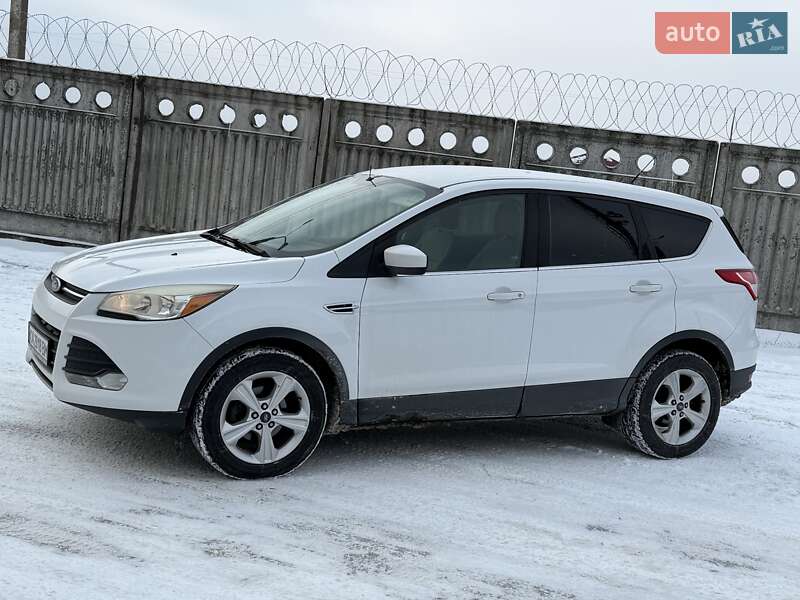 Внедорожник / Кроссовер Ford Escape 2012 в Каменском