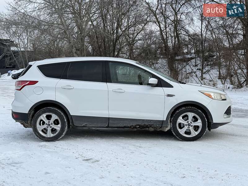 Внедорожник / Кроссовер Ford Escape 2012 в Каменском