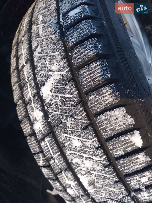 Позашляховик / Кросовер Ford Escape 2017 в Конотопі фото 27 Позашляховик / Кросовер Ford Escape 2017 в Конотопі