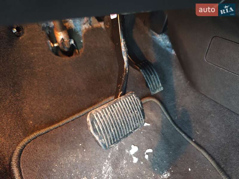 Внедорожник / Кроссовер Ford Escape 2014 в Сумах