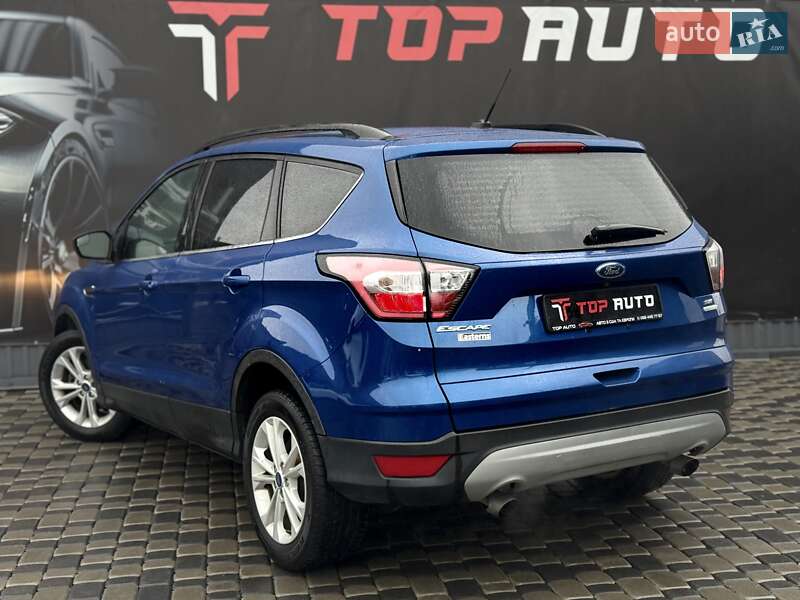 Внедорожник / Кроссовер Ford Escape 2018 в Львове