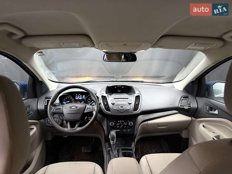 Внедорожник / Кроссовер Ford Escape 2018 в Львове